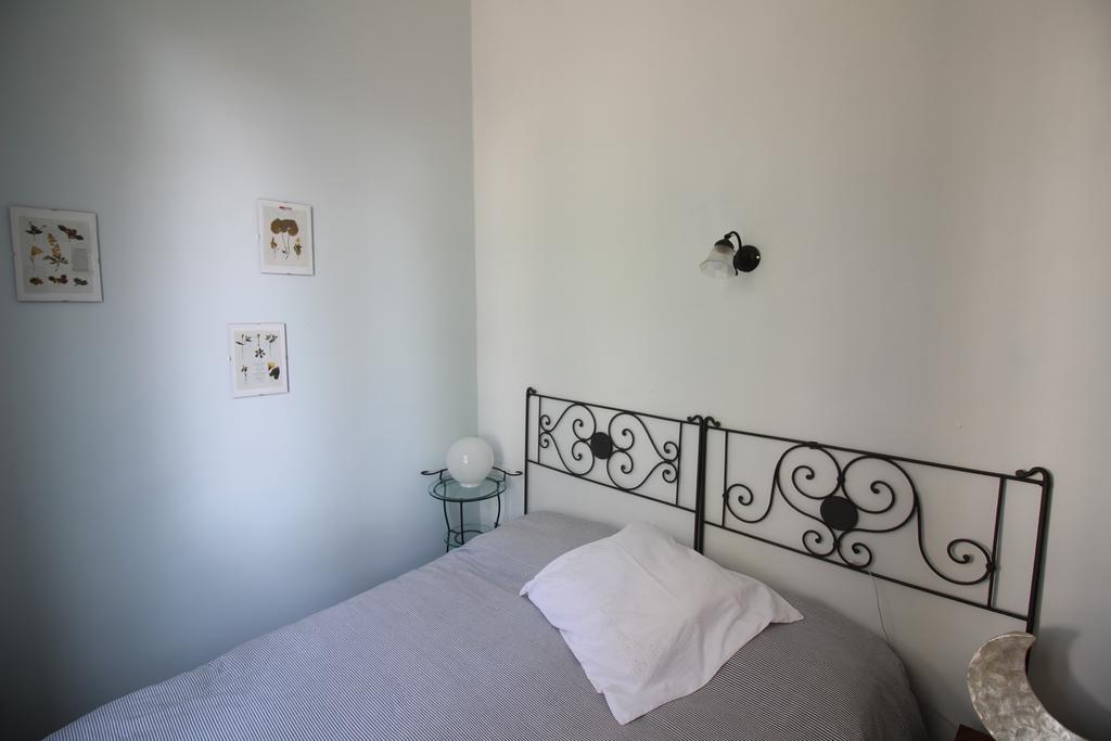Sara Accommodation 特罗佩阿 外观 照片