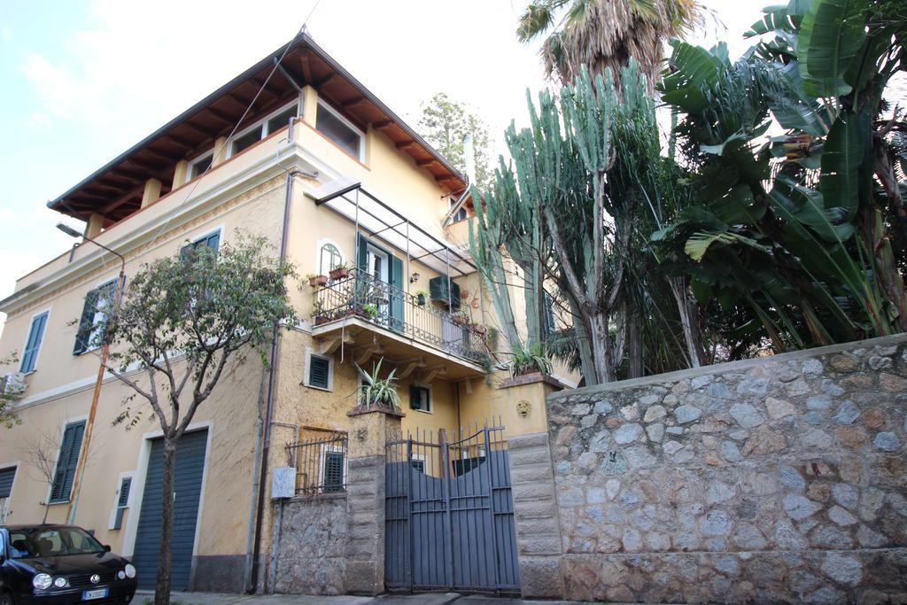Sara Accommodation 特罗佩阿 外观 照片